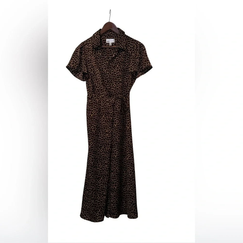 New Women’s Nordstrom Rack short sleeved animal print dress, small